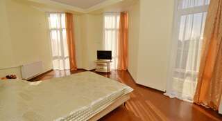 Гостиница Guest house Kaktus Витязево Четырехместный номер-3